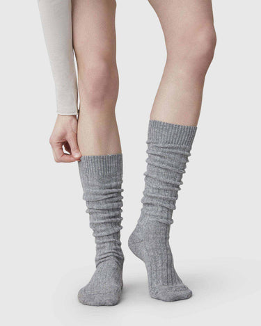 170004007-bodil-chunky-knee-highs-grey-swedish-stockings-3