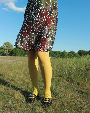 lily-lace-tights-olive-green-1600x2000-swedish-stockings2