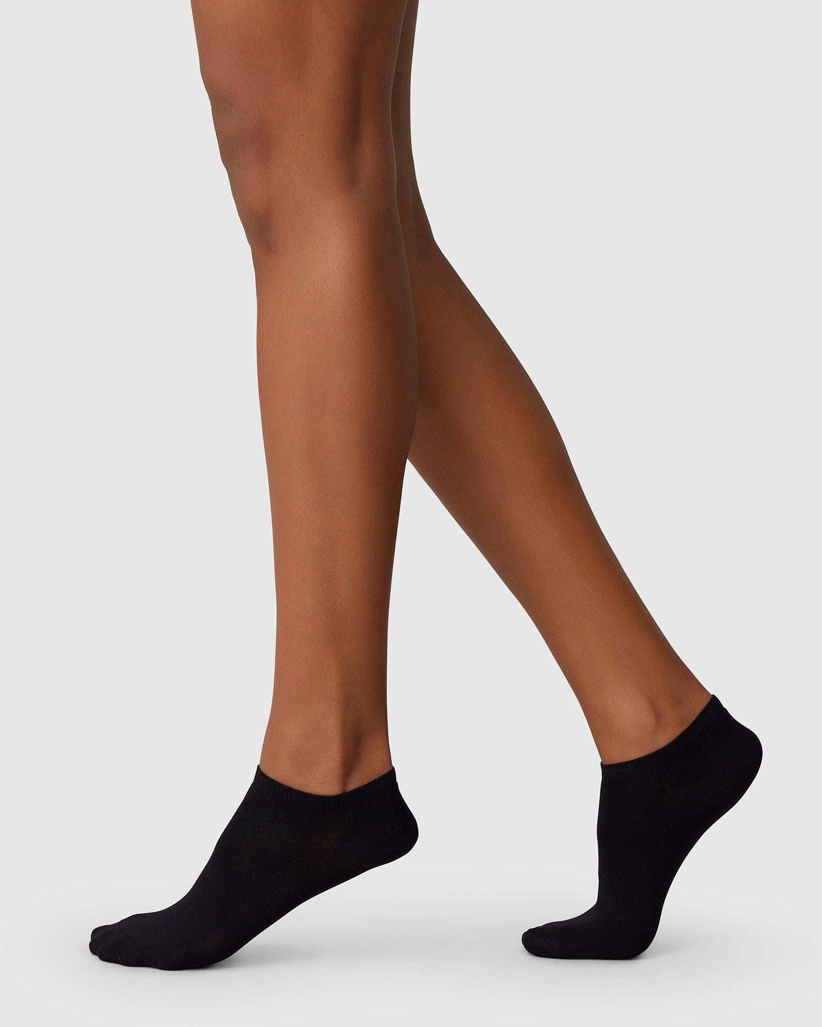 Sara Premium Sneaker Socks Black 70 den