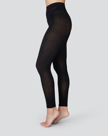 132001001-alice-cashmere-leggings-black-swedish-stockings-1