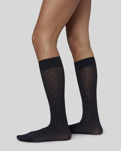 163015001-eira-petite-dots-knee-highs-black-swedish-stockings-5