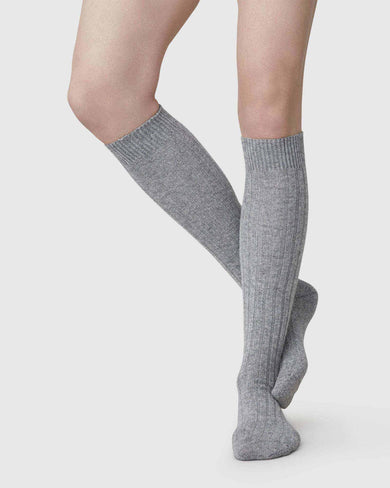 170004007-bodil-chunky-knee-highs-grey-swedish-stockings-2