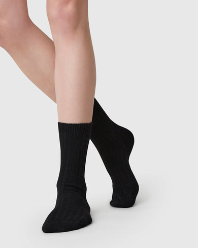191016001-bodil-chunky-socks-black-swedish-stockings-3