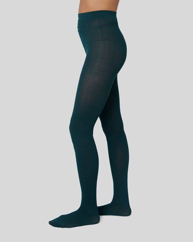 250210_11_BLANK_Ylva_BLANK_Fishbone_BLANK_Wool_BLANK_Tights_BLANK_Deep_BLANK_Green_206