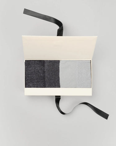 998003998-giftbox-ines-socks-swedish-stockings-1