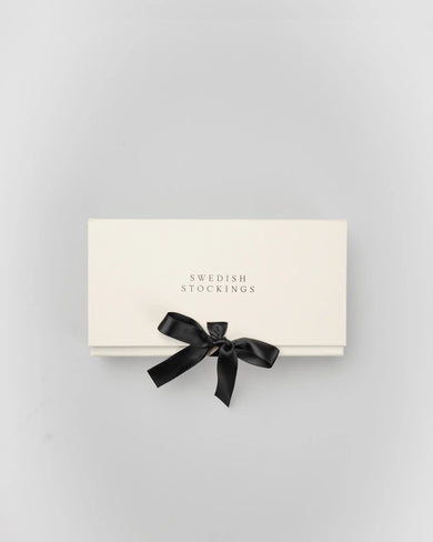 998003998-giftbox-ines-socks-swedish-stockings-2