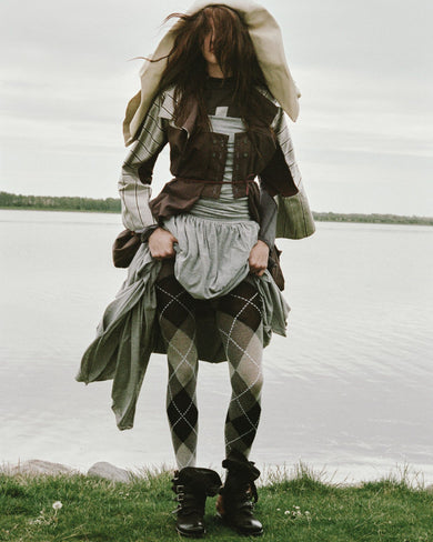 split-banner-harriet-tights-grey-1600x2000-1-web