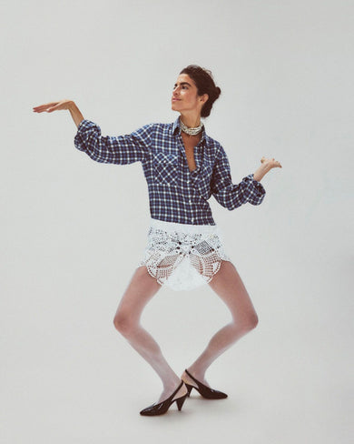 split-banner-sheer-tights-swedish-stockings-1