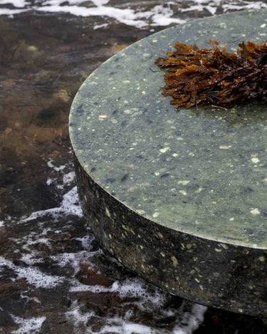 split banner stella table recycling club swedish stockings