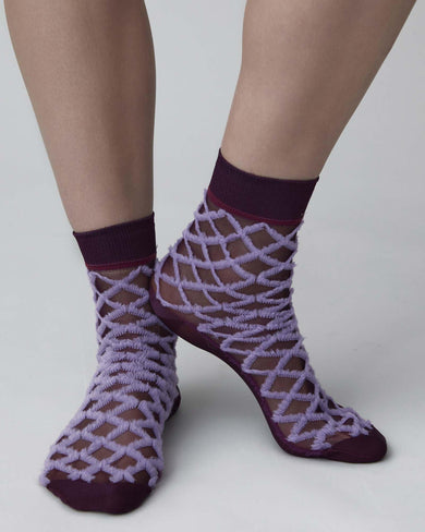 191007303-amelie-socks-plum-swedish-stockings-2