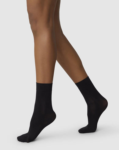 Short Socks No. 6 - Finest Merino & Silk (Black)