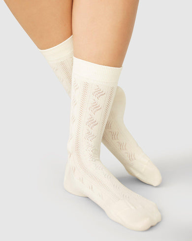 191021901-alva-kumiko-socks-ivory-swedish-stockings-3